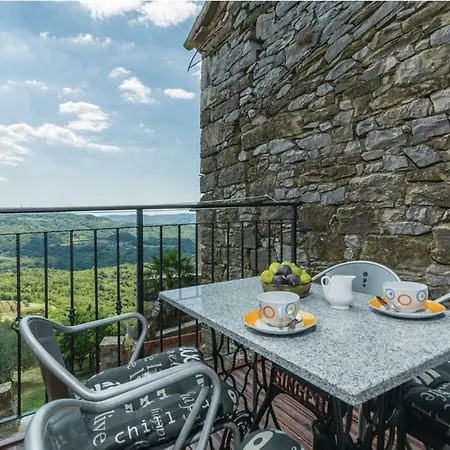 Anna Апартаменты Draguc